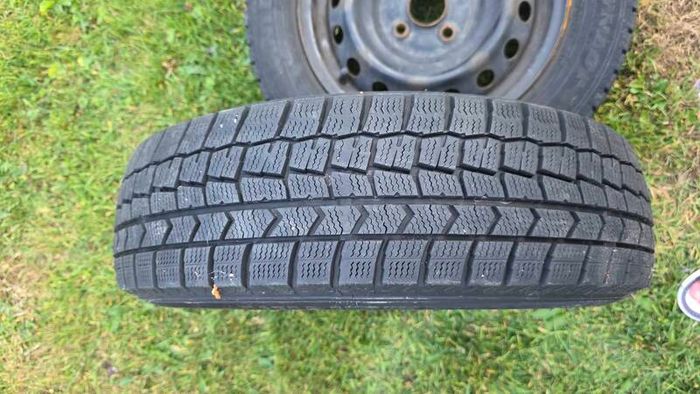 2 good condition tyres with wheels 14inch