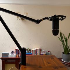 Logitech Yeti Blue with Compass Boom Arm