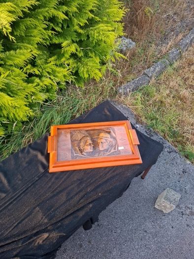 Wood sculpted tea tray postage possible