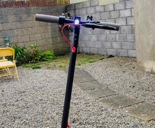 E Scooter (AOVO) with Carry Bag