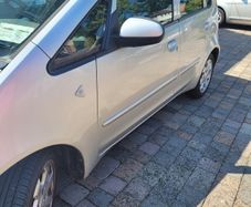 2005 Mitsubishi Colt