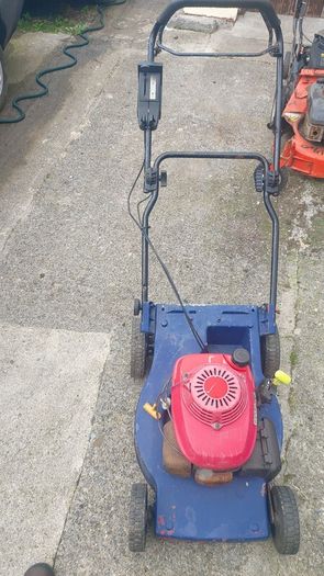 Selfdrive lawnmower for parts non runner