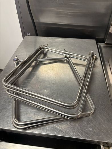 Henny Penny Pressure Fryer Model 500 with Computron 7000. Project or Parts Unit Spare Element Included