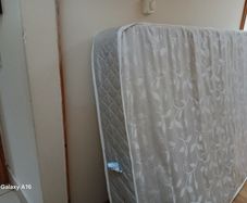 Memory foam spring mattress in excellent condition