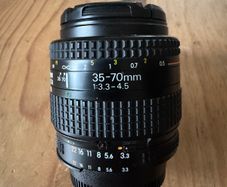 Nikon 35-70 f3.3 - 4.5