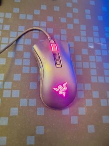 Razor DeathAdder v2 gaming mouse