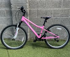 'Monaco' pink mountain bike