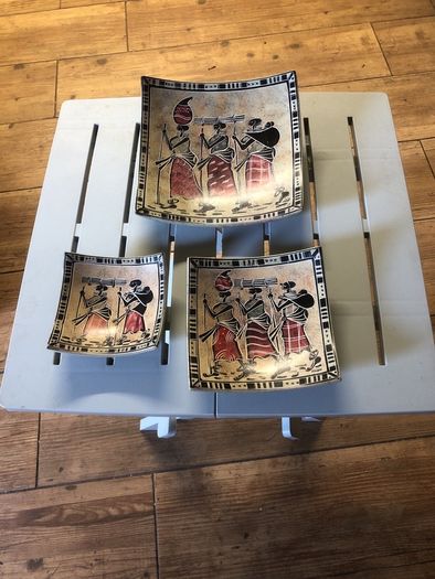 African serving plates