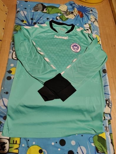 hummel  shirt