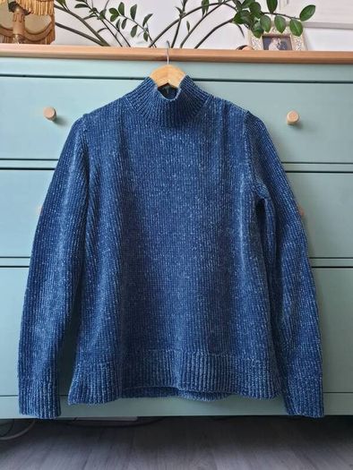 Cos Jumper Size Medium