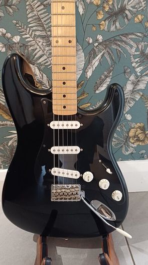 Squier E Series Stratocaster