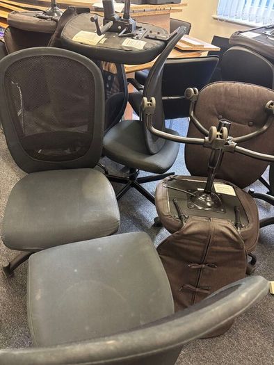 Collection of 10 office chairs