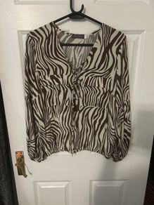 mint velvet top