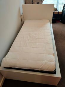 Single bed