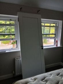 Shaker door with handles and key 70