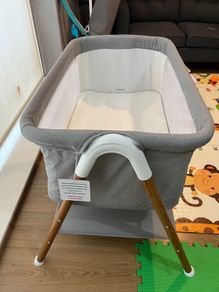 baby crib for sell.