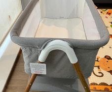 baby crib for sell.