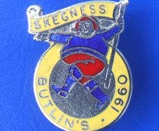 BUTLINS SKEGNESS 1960 (holiday camp, Lincolnshire) - resident camper's enamel badge
