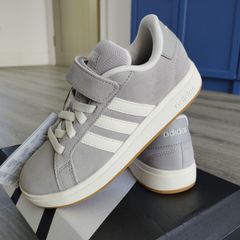 Kids Adidas Grand Court Trainers UK Size 1