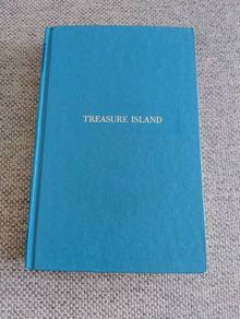 Treasure Island Best Loved Classics 1963 hardback by Robert Louis Stevenson in very good condition see photos FREE STANDARD POSTAGE INCLUDED