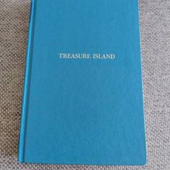 Treasure Island Best Loved Classics 1963 hardback by Robert Louis Stevenson in very good condition see photos FREE STANDARD POSTAGE INCLUDED