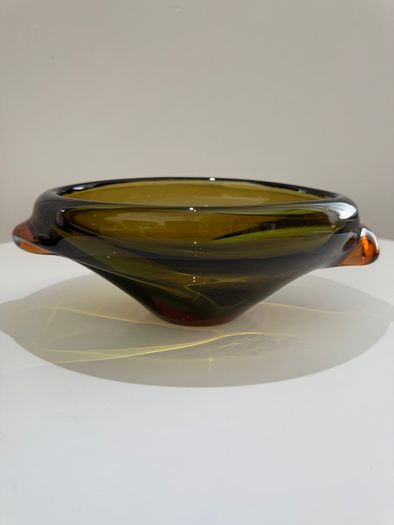 Large Czech Sommerso Art Glass Sculptural Bowl. c.1960s