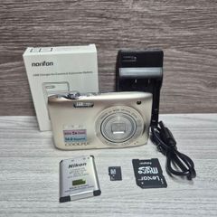 Nikon S3100 Digital Compact Camera Working w/ Nikkor 5x Wide Optical Zoom Lens