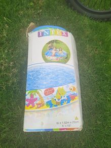 paddling pool