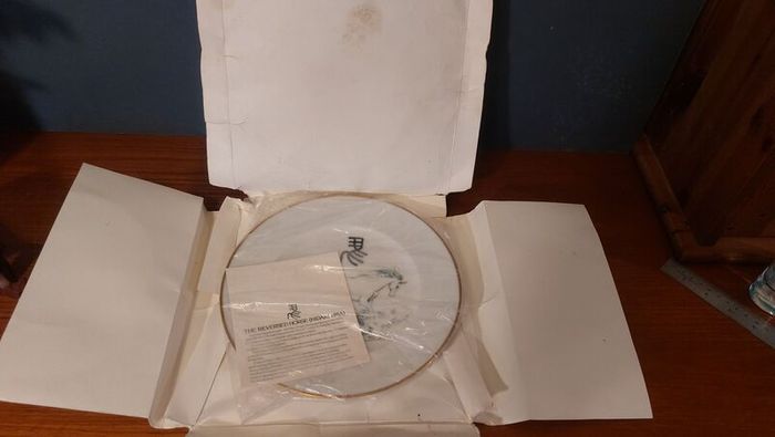 Fabulous Vintage Arklow Pottery Noritake Ireland Ltd Commemorative Plate from the Inauguration Ceremony, 26th May 1977, The Reversed Horse (Hidari-Uma)