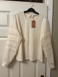 Cream top size Large