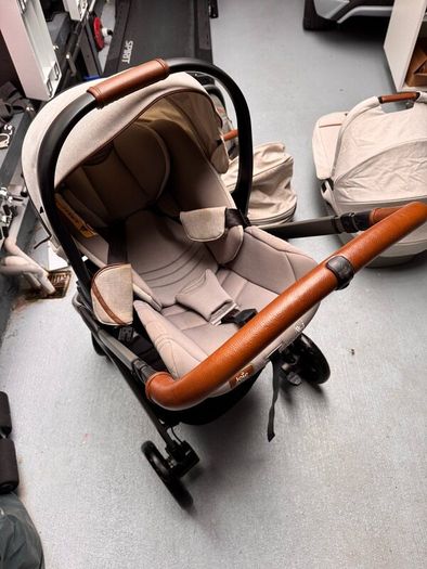Joie 4in1 Signature Travel system