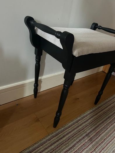 Bedroom stool / piano seat
