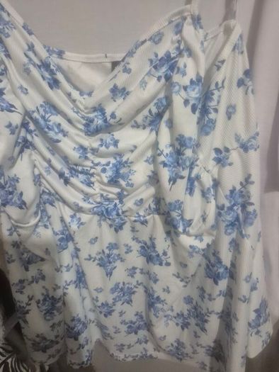 Clothes size 20/22