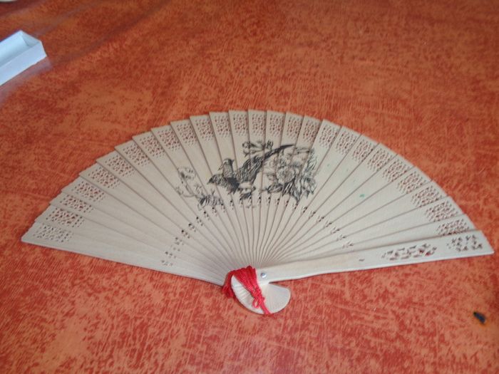 Ladies Oriental Fan for Sale