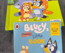Bluey Busy Book Play Set with 10 Figurines