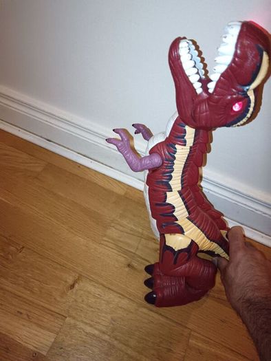 mega t rex dinosaur