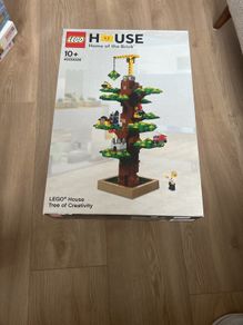 Lego House Tree of Creativity