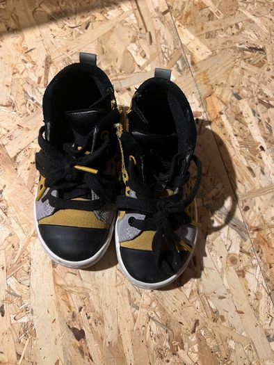 kids shoes
