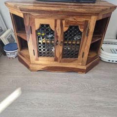 Free tv unit