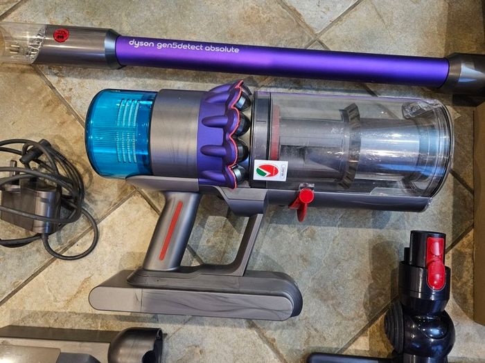 Dyson 5 gen