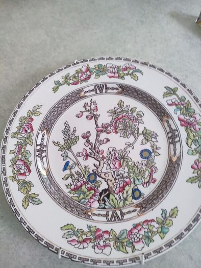 Lovely Alfred Meakin 'Bengal Tree' Medina Shape Plate - High/Afternoon Tea - Chinoiserie - Pretty Florals - Dresser Display