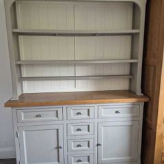 Kitchen dresser