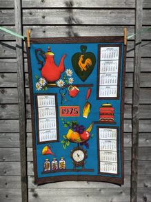 Funky Vintage Retro, Kitchen Kitsch, Caravan-Chic Cotton Calendar Tea Towel, for 1975, Perfect for Use or Vintage Craft Projects