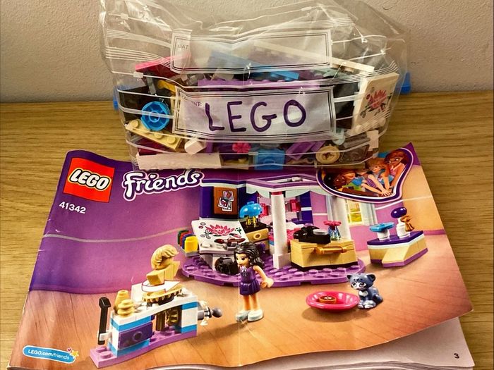 Lego Friends Emma's Deluxe Bedroom