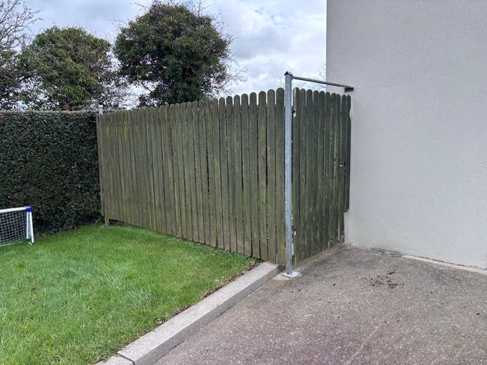 Garden Fence & Gate