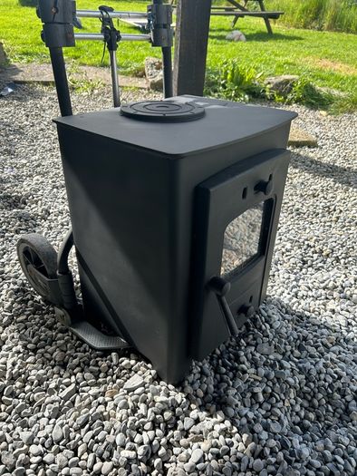 Small villager stove
