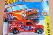 Hot Wheels 67 Austin Mini Van