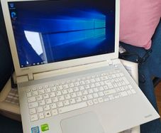 Toshiba satellite L50 laptop