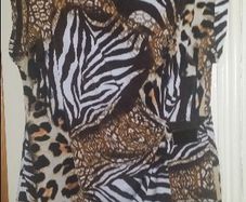 Wallis Petite leopard print top size UK12/14 EU40/42 Postage included
