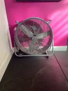 Fan Commercial